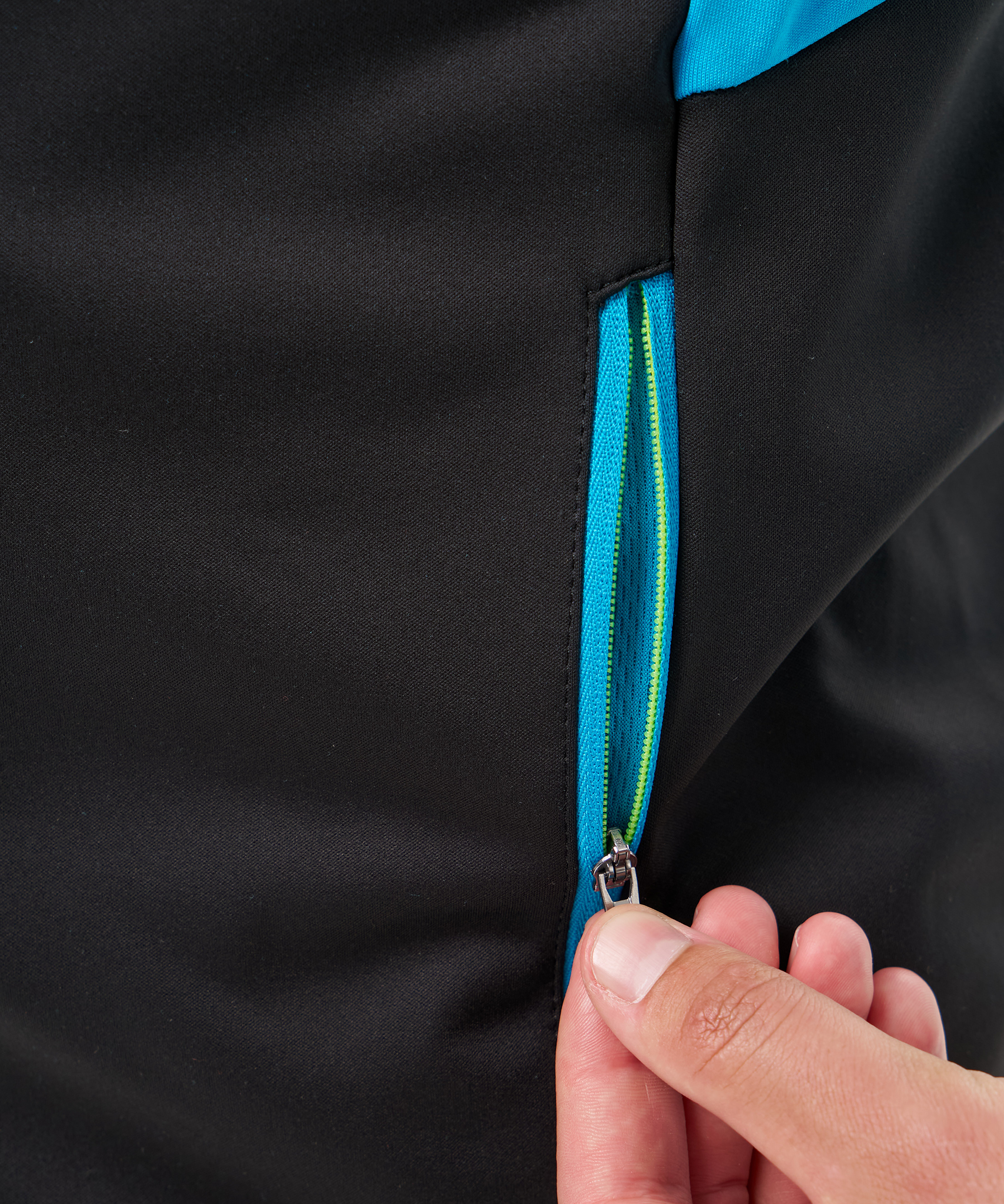 Тренировочная куртка Nordski Core Black/Breeze