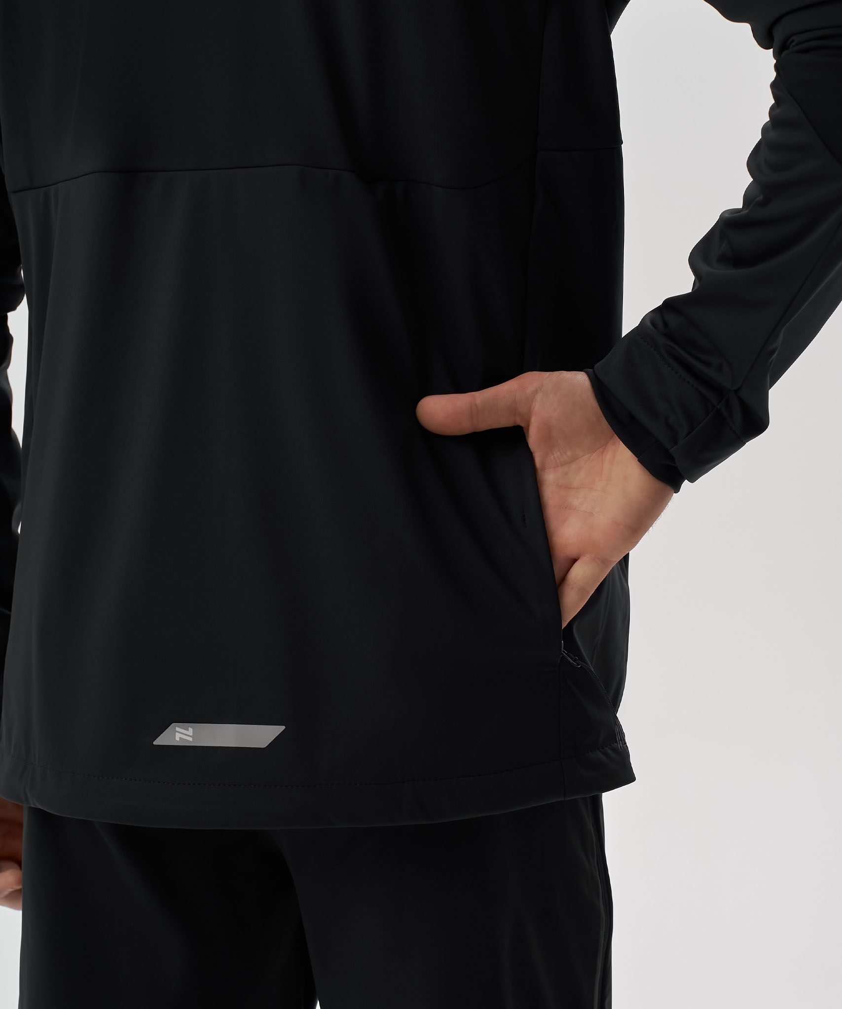 Тренировочная куртка Nordski PRO TOUR HOOD Total Black